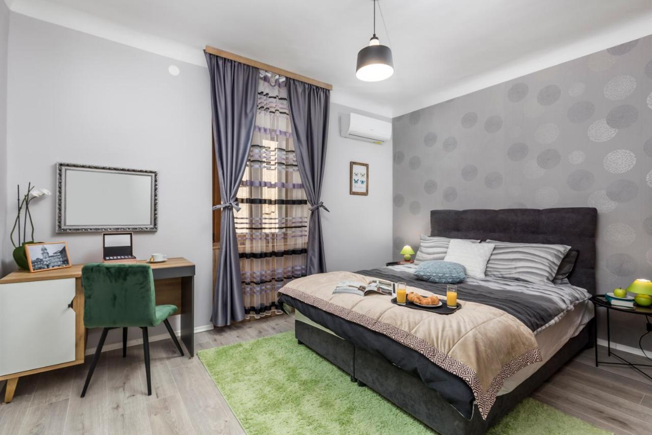 4 Season Apartments Рийека Екстериор снимка
