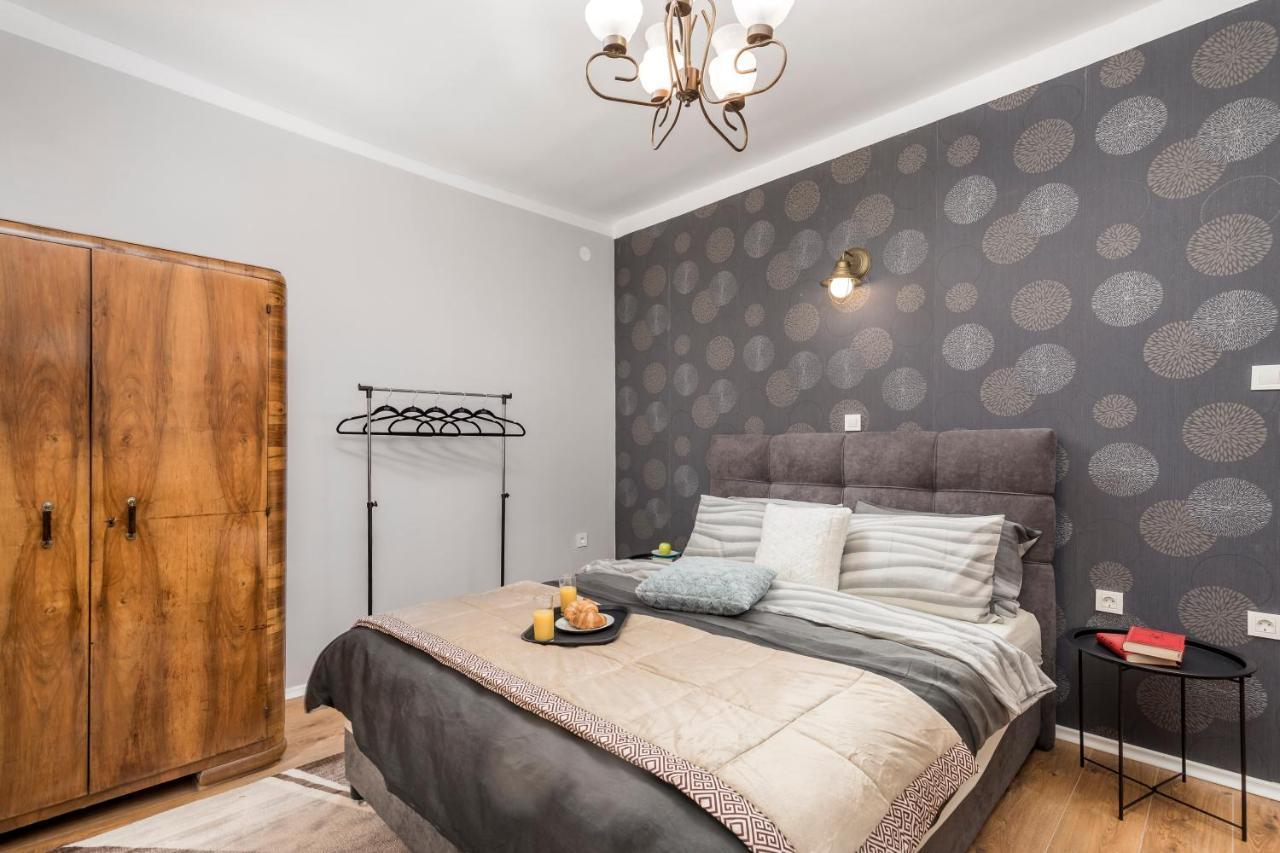 4 Season Apartments Рийека Екстериор снимка