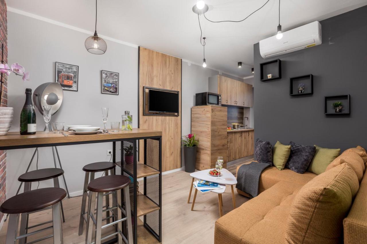 4 Season Apartments Рийека Екстериор снимка