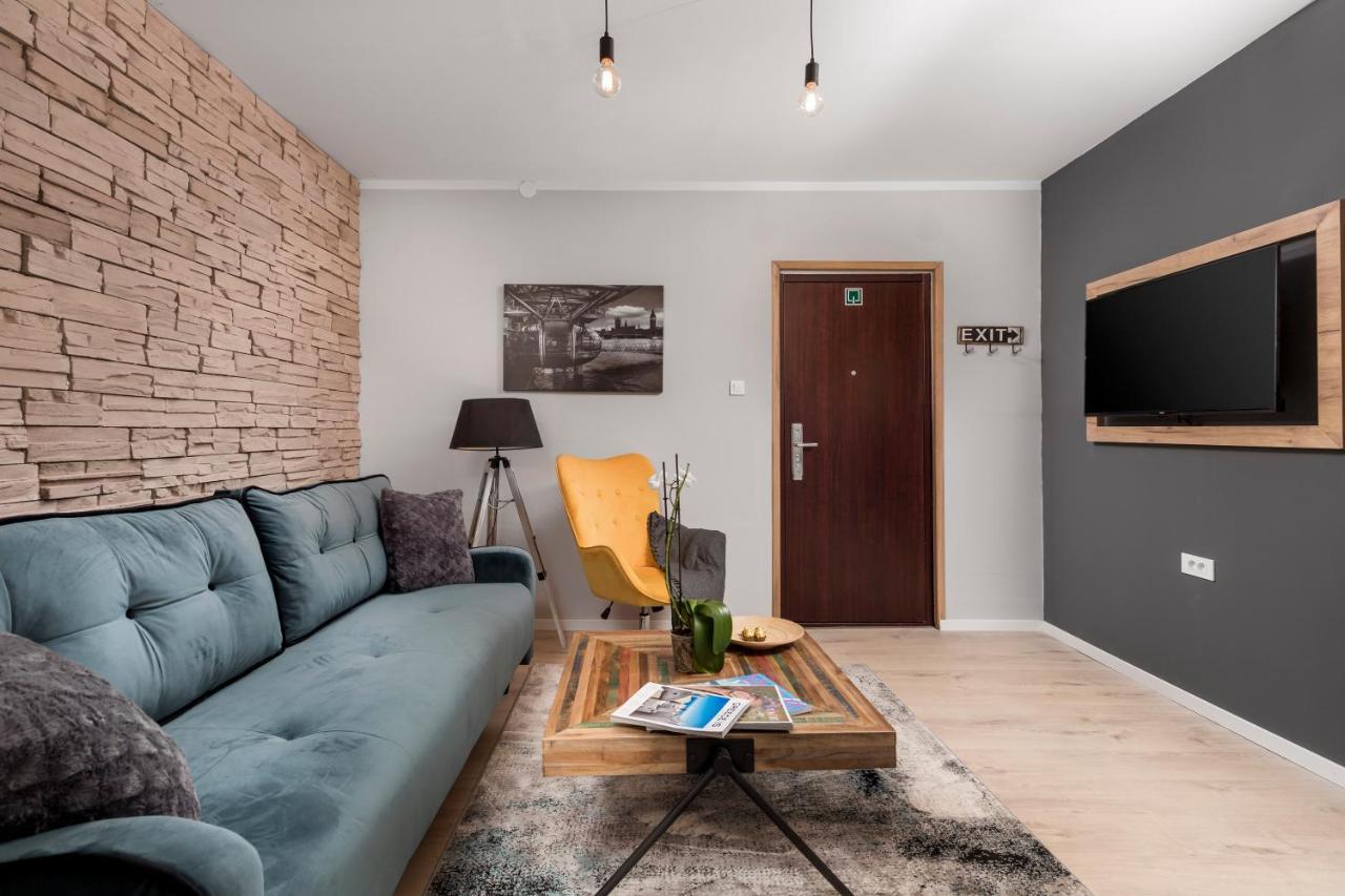 4 Season Apartments Рийека Екстериор снимка